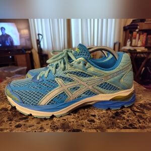 Asics Gel Fluid 4 running shoes
